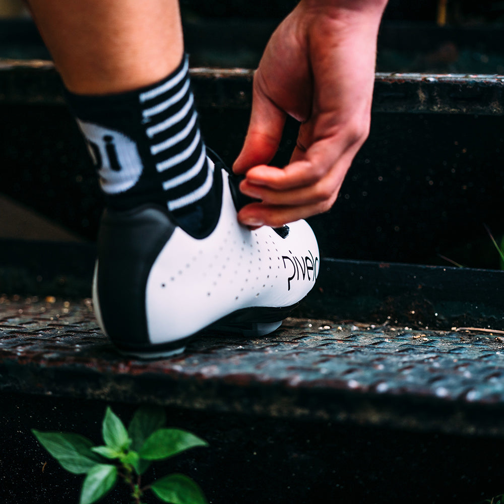 Rivelo | Mennock Cycling Shoes (White/Black)