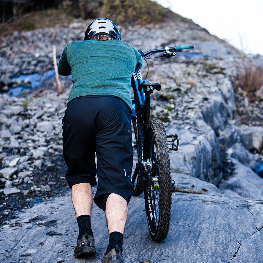 Mountain bike hot sale mens shorts